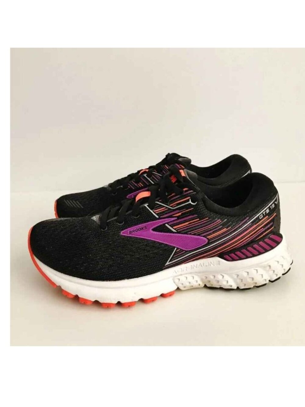 Brooks GTS 19 Running Training